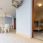 Modern Flat 300 Mt From The 아파트 비비오네