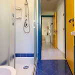 Modern Flat 300 Mt From The 비비오네