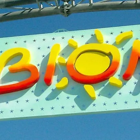 アパート Modern Flat 300m From The - Beahost ビビオーネ