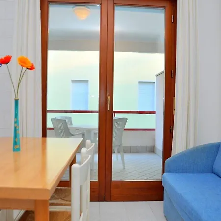 Modern Flat 300m From The - Beahost アパート *