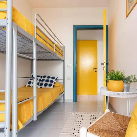 Beachside Getaway Flat For Six * Μπιμπιόνε