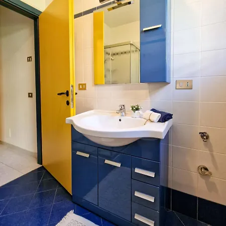 Apartman Beachside Getaway Flat For Six *