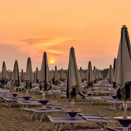 Beachside Getaway Flat For Six * Μπιμπιόνε